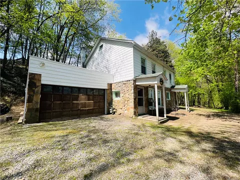1712 Collier St, Johnstown, PA 15902