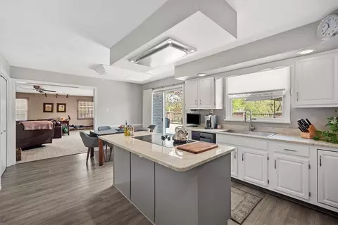 Kitchen - 11775 Frieda Dr, Irwin, PA 15642 photo 1 of 5