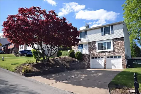6584 Quaker Dr, Pittsburgh, PA 15236