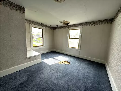 Bedroom - 109 Navy St, Perryopolis, PA 15473 photo 3 of 12