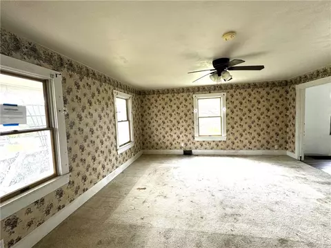 Living - 109 Navy St, Perryopolis, PA 15473 photo 5 of 7