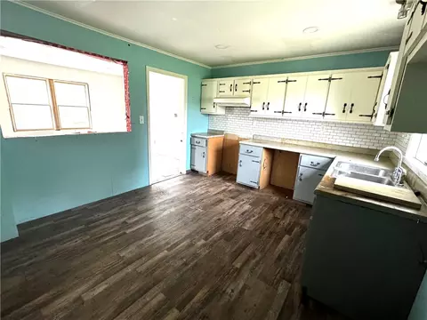 Kitchen - 109 Navy St, Perryopolis, PA 15473 photo 5 of 5