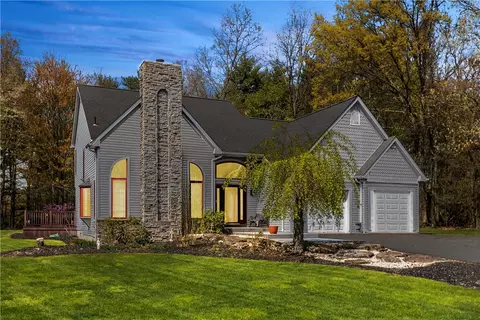 5643 Fairfield Dr, Gibsonia, PA 15044