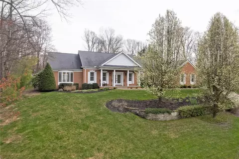 109 Woodbrook Ct, Greensburg, PA 15601