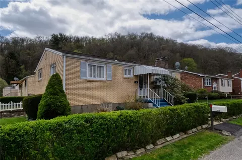 21 Spring St, Etna, PA 15223