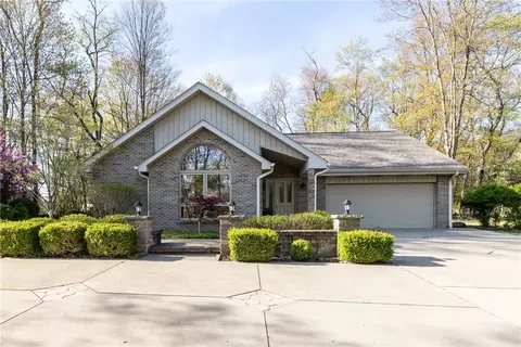 5170 Lakeview Dr, Gibsonia, PA 15044