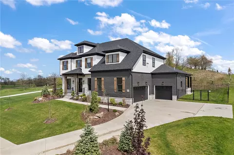 Exterior - 202 Emerald Fields Dr, Mars, PA 16046 photo 3 of 7