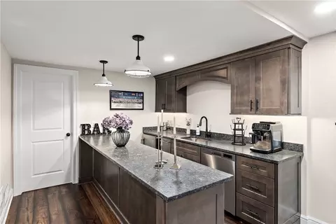 Kitchen - 202 Emerald Fields Dr, Mars, PA 16046 photo 8 of 8