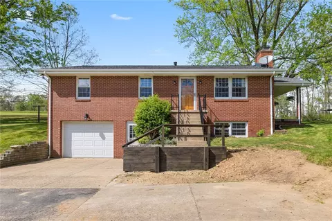 351 Pleasant Valley Rd, Washington, PA 15301