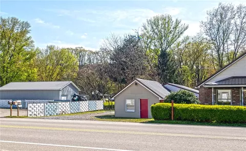 Exterior - 2693 River Rd, Vandergrift, PA 15690 photo 8 of 14