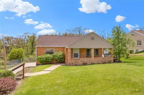 17 Kenridge Dr, Mckees Rocks, PA 15136
