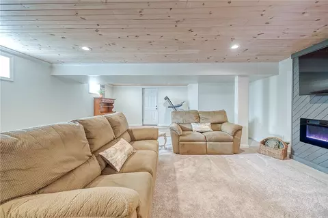Other - 22 Dell Dr, Irwin, PA 15642 photo 5 of 10