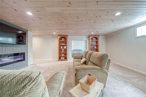 Other - 22 Dell Dr, Irwin, PA 15642 photo 6 of 10