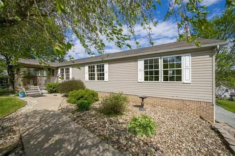 112 Pine St, Rillton, PA 15678