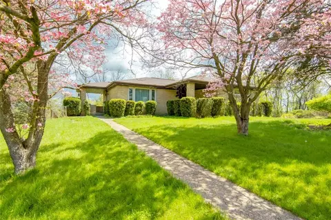 1604 Hawthorne St, North Versailles, PA 15137