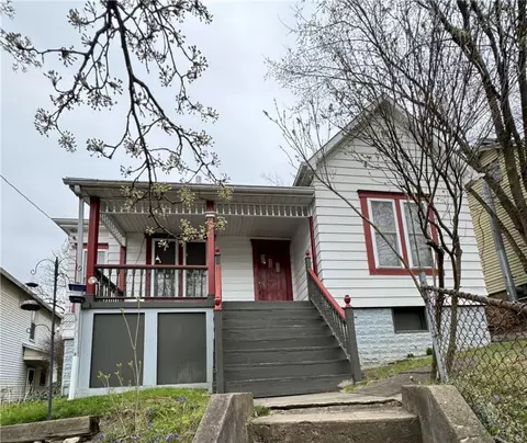 4044 Noblestown Rd, Oakdale, PA 15071