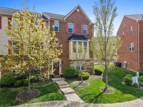 711 Broadmore Ln, Wexford, PA 15090