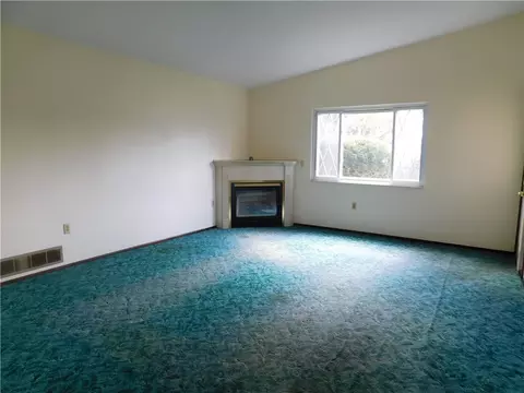 1237 Second St, Clairton, PA 15025 photo 4