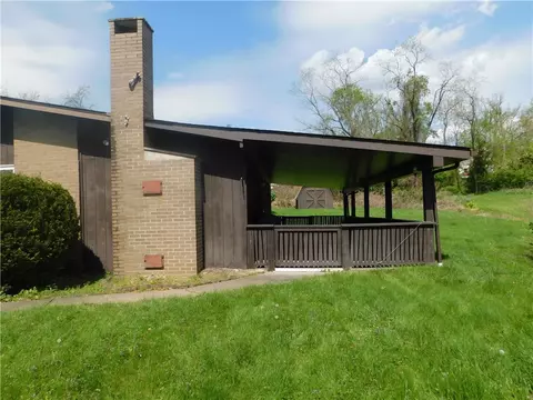 1237 Second St, Clairton, PA 15025 photo 17