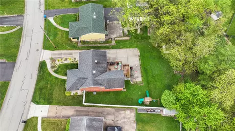 13731 Saint Clair Dr, Irwin, PA 15642 photo 29