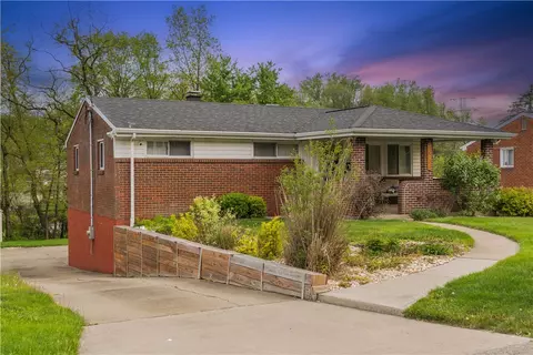 13731 Saint Clair Dr, Irwin, PA 15642 photo 33