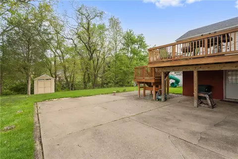 13731 Saint Clair Dr, Irwin, PA 15642 photo 30