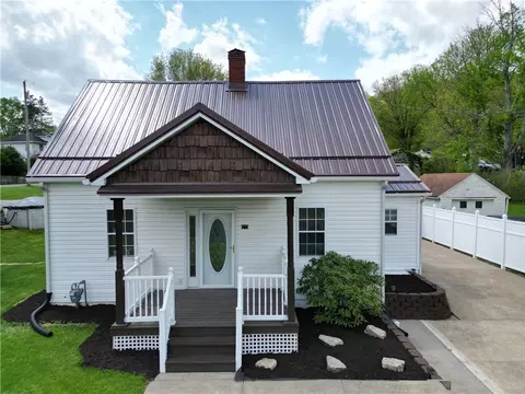 768 Crawford Rd, Fredericktown, PA 15333