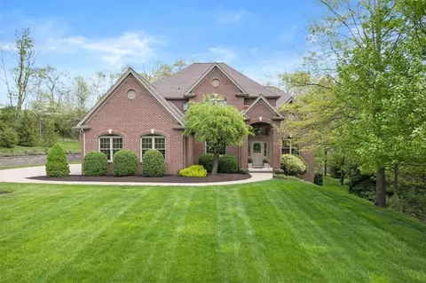 55 Mallard Dr, Pittsburgh, PA 15238