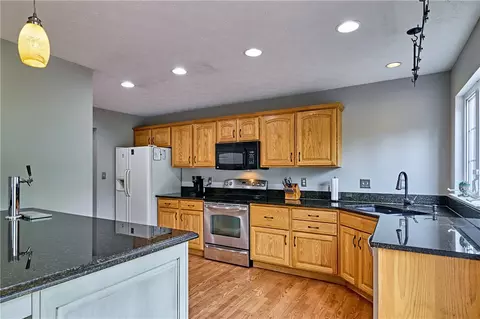 Kitchen - 702 Bush Dr, Mars, PA 16046 photo 5 of 7