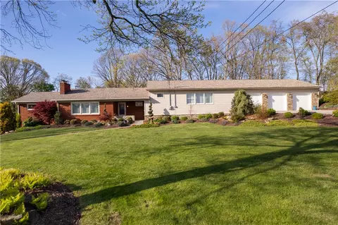 166 Ammons Dr, Mcmurray, PA 15317