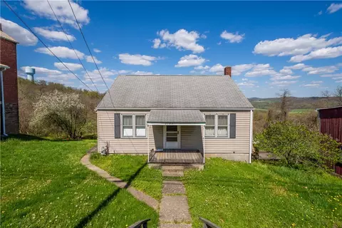 2195 E National Pike, Scenery Hill, PA 15360