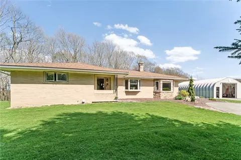 3206 Ridge Rd, Stoystown, PA 15563