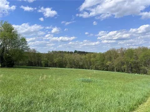 235 Ridge Rd, New Brighton, PA 15066