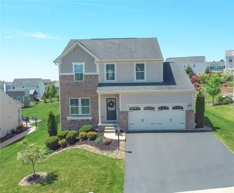 213 Edenburg Dr, Pittsburgh, PA 15239