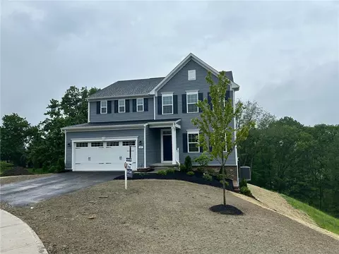 221 Curtis Ct, Coraopolis, PA 15108