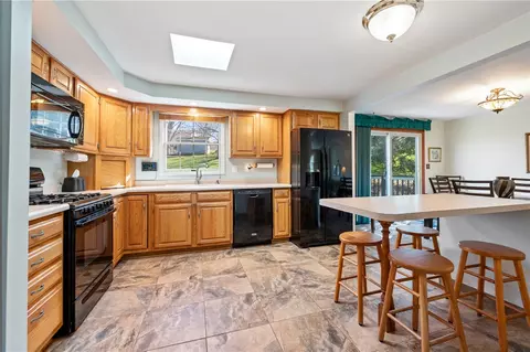 5 Mallard Ct, Export, PA 15632 photo 6