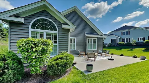 Exterior - 103 Resolution Dr, Mars, PA 16046 photo 2 of 10