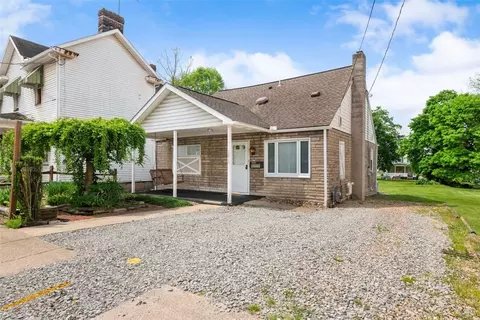 1615 Jefferson St, Latrobe, PA 15650