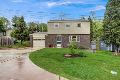 38 Willow Ln, Pittsburgh, PA 15212