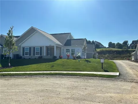 1232 Sandy Ridge Dr, Sarver, PA 16055