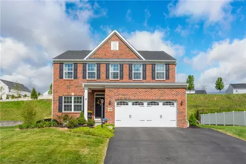 326 Park Edge Dr, Clinton, PA 15026