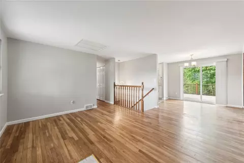 14120 Wayne Dr, Irwin, PA 15642 photo 6