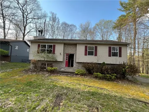 98 Culebra Ct, Dubois, PA 15801