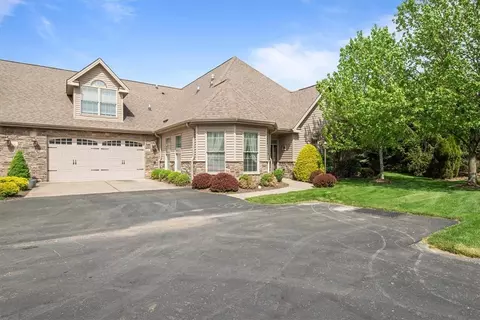 2744 Shadowrock Ct, Gibsonia, PA 15044