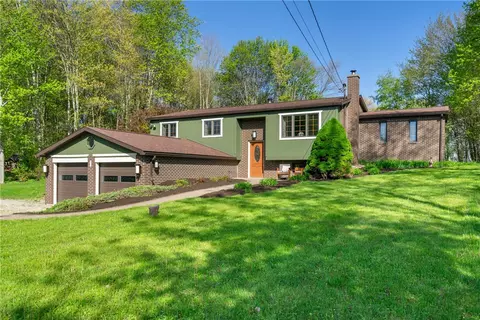426 Karpaw Ln, Apollo, PA 15613