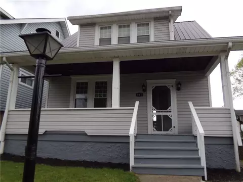 507 Riverview Dr, New Kensington, PA 15068