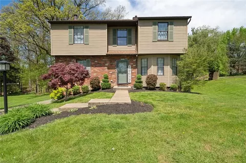 539 Greenspire Ct, Cranberry Township, PA 16066
