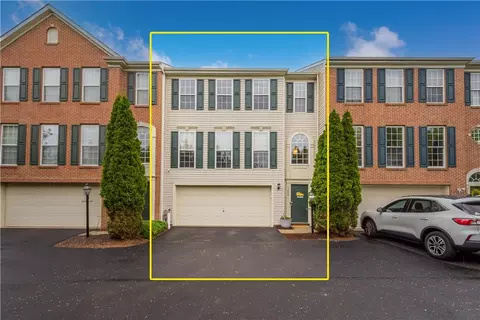 1459 Meadowbrook Dr, Canonsburg, PA 15317