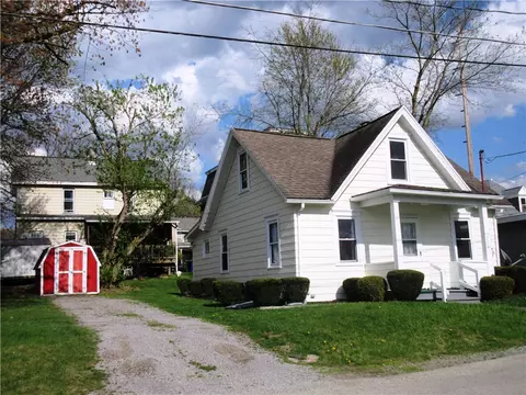 205 E Railroad St, Mars, PA 16046