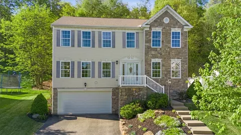 8011 Maureen, Cranberry Township, PA 16066